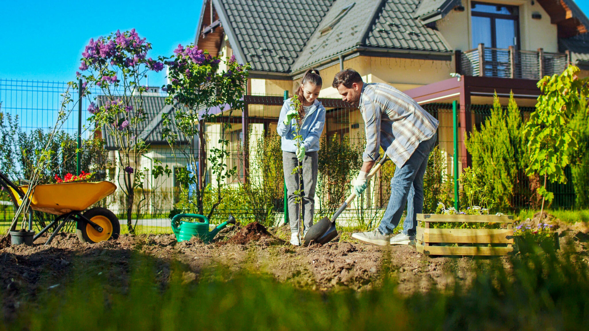 Frühling im Garten: So wird’s ein Sommerparadies für Mensch und Natur